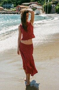MAEVE_RED_S32-SOF-368.thumb.jpg.7a1d132e331a0ac8ecaf5573284d18fd.jpg