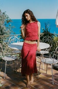 MAEVE_RED_S32-SOF-370.thumb.jpg.1b3d38e65159e7f951cac7d6efcdb763.jpg