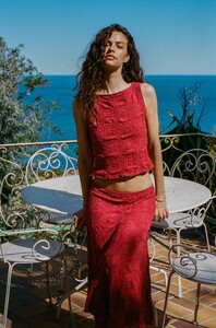 MAEVE_RED_S32-SOF-376.thumb.jpg.c216b6d60e033f5977c0c5a9c9d1eae2.jpg