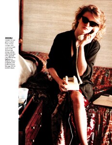 MarieClaireUK_March1990_Therese_Standell_08.jpg