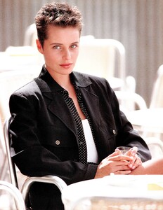 Marie_Claire_UK_March_1990_147.thumb.jpg.6e4cfc08e6df14dfc1959487c05d4db2.jpg
