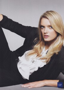 McDean_Gap_Premium_Black_Pant_Collection_Fall_Winter_2010_11_10.thumb.jpg.2c224978285e5b8ca105984d79dbb216.jpg