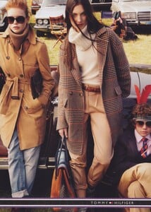 McDean_Tommy_Hilfiger_Fall_Winter_2010_11_05.thumb.jpg.34dba62e2920be89681f74c46803b47a.jpg