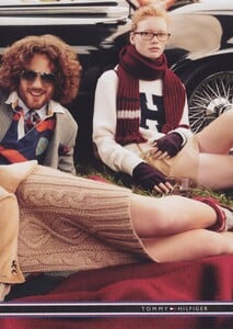 McDean_Tommy_Hilfiger_Fall_Winter_2010_11_09.thumb.jpg.3f968b39597072575a801a23e210cbd1.jpg