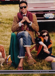 McDean_Tommy_Hilfiger_Fall_Winter_2010_11_21.thumb.jpg.358e7cc4f0ad9d4f978c8a012707470d.jpg