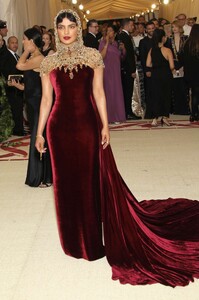 Priyanka-Chopra_-2018-MET-Gala--01.jpg