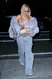 Rihanna---Steps-Out-For-Her-Son-Rzas-2nd-Birthday-Party-In-New-York-02.jpg