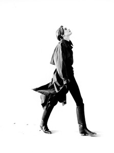 Roberto_Verino_FW1990_Anna_Juvander_01.thumb.jpg.f3448b651bf725ee14983700923cb2e2.jpg