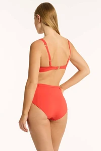 S36-SL3010CDLONGLINEBRALETTEFLAMESL4013CDBELTEDHIGHWAISTPANTFLAME-23800-Bond-Eye-Sealevel-D2-1217_Cropped_e590a41f-30c2-4213-9e19-95b616ce93ac.webp