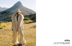 Schon_Magazine_afrika.thumb.jpg.2f27639b21084aec90bce69c32a98e3e.jpg