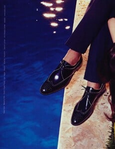 Sorrenti_Bally_Spring_Summer_2009_05.thumb.jpg.eceda03fc0b8669393004c0c2d0b3a1b.jpg