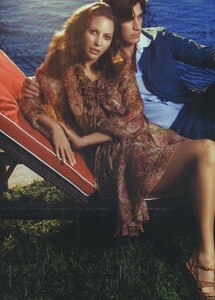Sorrenti_Bally_Spring_Summer_2009_07.thumb.jpg.859fbb0013974fbe60c586db7e431bd0.jpg