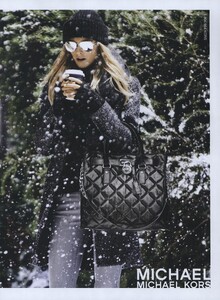Testino_Michael_Kors_Holiday_2011_05.thumb.jpg.e3e03eb9f7566b0a35b7bb7ee1ca3b28.jpg