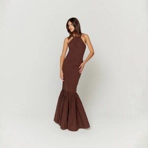 VOL23158_REALM_DRESS_1.thumb.jpg.a6decc8d239eaf41f8cedaf125cc99eb.jpg