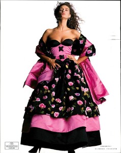 Valentino_Couture_FW1989_Aly_Dunne_23.jpg