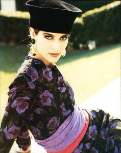 Valentino_FW1989_13.jpg