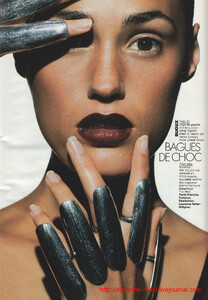 Yasmin_Erdmann_Elle_France_June_10th_1991_04.thumb.jpg.020f2e40982fee0065c312d5270b2261.jpg