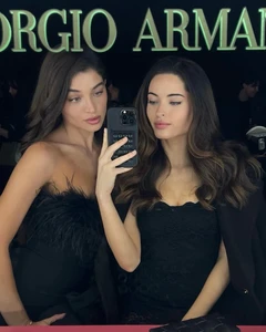 armani-prisma-glass-v0-5dtcfm0ni6qc1.jpg-2.webp
