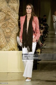 debraSotos01marant-05g.thumb.jpg.d94773e705e1f8d66b3432e8f5f11544.jpg