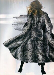 elle-fr-28-aout-1989-21.thumb.jpg.ab718b04df5ed52e25afc1c71249af14.jpg