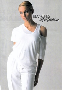 elle_fr_19_apr_1993_7.thumb.jpg.6bca688406fe44838f6753aa773f6c69.jpg