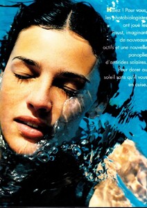 elle_fr_2_may_1994_13.thumb.jpg.ec757928f2097473d6decd31024a4779.jpg