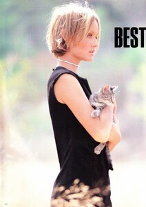 elle_uk_december_1992_18.thumb.jpg.890ccae694c48ac571632dd57c6c2cda.jpg