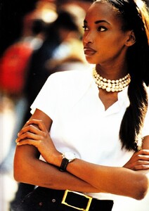 elle_uk_july_1992_27.thumb.jpg.ba7ef52f427a6c320bf70d5add99d457.jpg