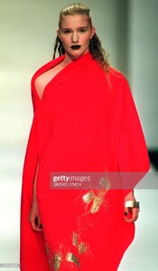 f99johnRocha-1e.thumb.jpg.8df1642ba8cde208980c4bb4f0a9ae29.jpg