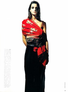 fr_glamour_feb_1989_17.thumb.jpg.2280673a465ec9300cf42ae28bc3a76c.jpg