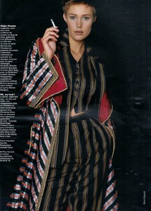 french-elle-11101993-10.thumb.jpg.1175581d82cc8881f48019052106e927.jpg
