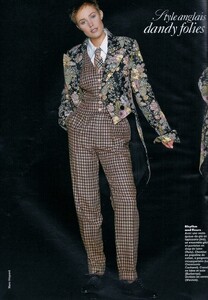 french-elle-11101993-7.thumb.jpg.59fd4e5f2b1f618f45d016777add41a3.jpg