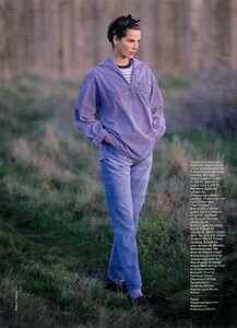 french-elle-14may1990-5.thumb.jpg.a4055c96435f089808cdf71a651cdadb.jpg