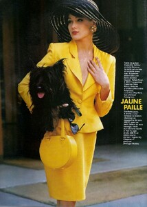french-elle-26061989-4.thumb.jpg.9bd4927d89b9349206dbcc5000e59af2.jpg