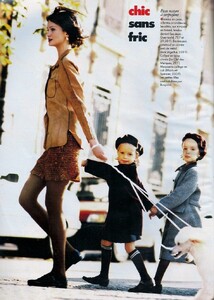 french-elle-31101994-10.thumb.jpg.1fb650832466ae88cc75030a0fc77632.jpg