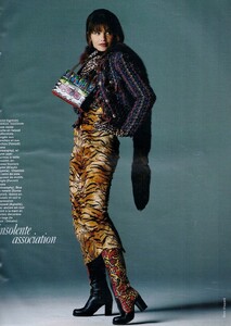 french-elle-7sept1992-7.thumb.jpg.77ce09a1aba0a223f734bea13e03f94a.jpg
