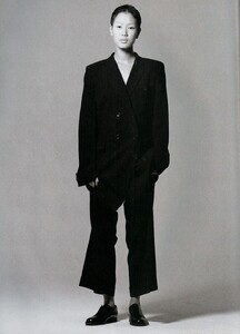 glamour-fr-nov-1993-14.thumb.jpg.ed24157897cbde91ed6aa3029e874131.jpg