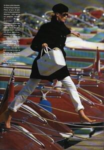 glamourfr121.thumb.jpg.a90219ebb9187ef227026ffaa559cc04.jpg
