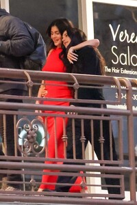 kendall-jenner-and-kylie-jenner-at-sushi-park-for-dinner-in-los-angeles-05-11-2024-11.jpg