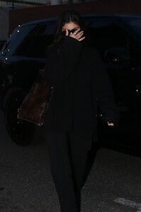 kylie-jenner-and-hailey-rhode-bieber-at-yazawa-japanese-bbq-in-beverly-hills-04-07-2024-1.jpg