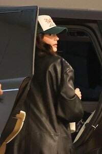 kylie-jenner-arrives-for-a-business-meeting-in-los-angeles-05-02-2024-0.jpg