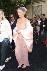 kylie-jenner-at-the-schiaparelli-show-during-paris-fashion-week-06-24-2024-2.jpg