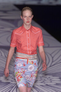laurel s01cacharel-1d.jpg