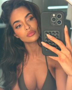 leidy.amelia_448176634_1113049933093562_3402361671925155526_n.thumb.jpg.800a7f3a66bfaec4ecc04fee64f2ac86.jpg