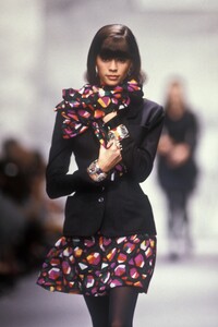 lisabarbusciakl9022-.thumb.jpg.bebfa589f183d549c9ce1e8e9fdd326e.jpg