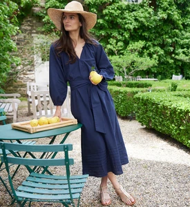 long-navy-blue-brigitte-dress_720x.thumb.webp.0042321195151f9b00901d5d68f3e0ff.webp