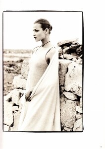 marie_claire_bis_1993_85.thumb.jpg.edd3c1e91da39c751af46e58d8420bb9.jpg
