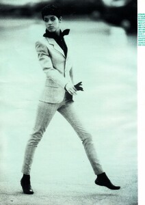 marie_claire_bis_22_1990_91_17.thumb.jpg.366496b7f64ddbe1ed60032e3aa3e945.jpg