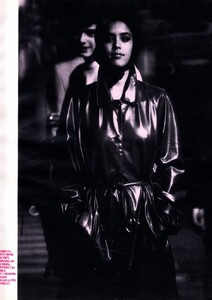 marie_claire_bis_22_1990_91_18.thumb.jpg.5170452e7d82f43ee09996c721edbbef.jpg
