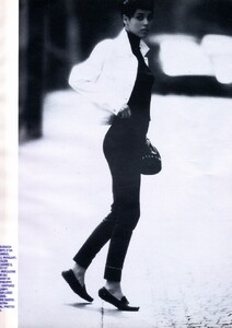 marie_claire_bis_22_1990_91_20.thumb.jpg.0e3cf650edaf075676aa26c0d4e1d043.jpg